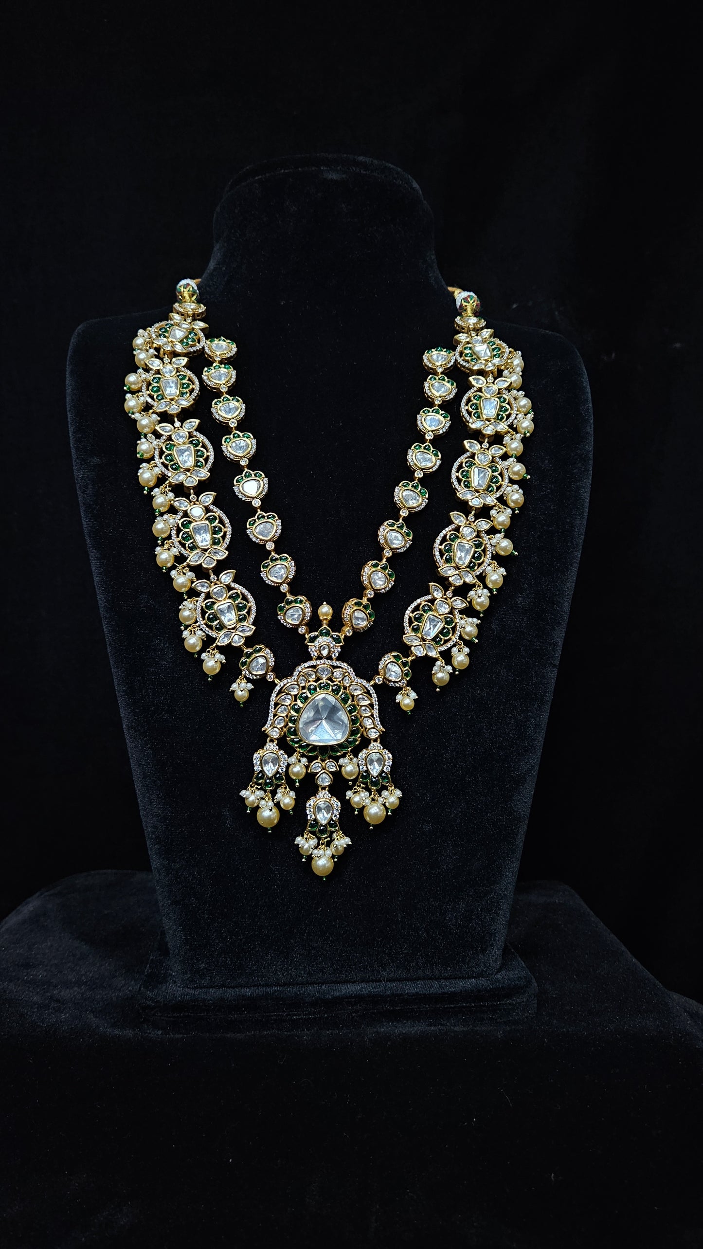 Elegant silver set