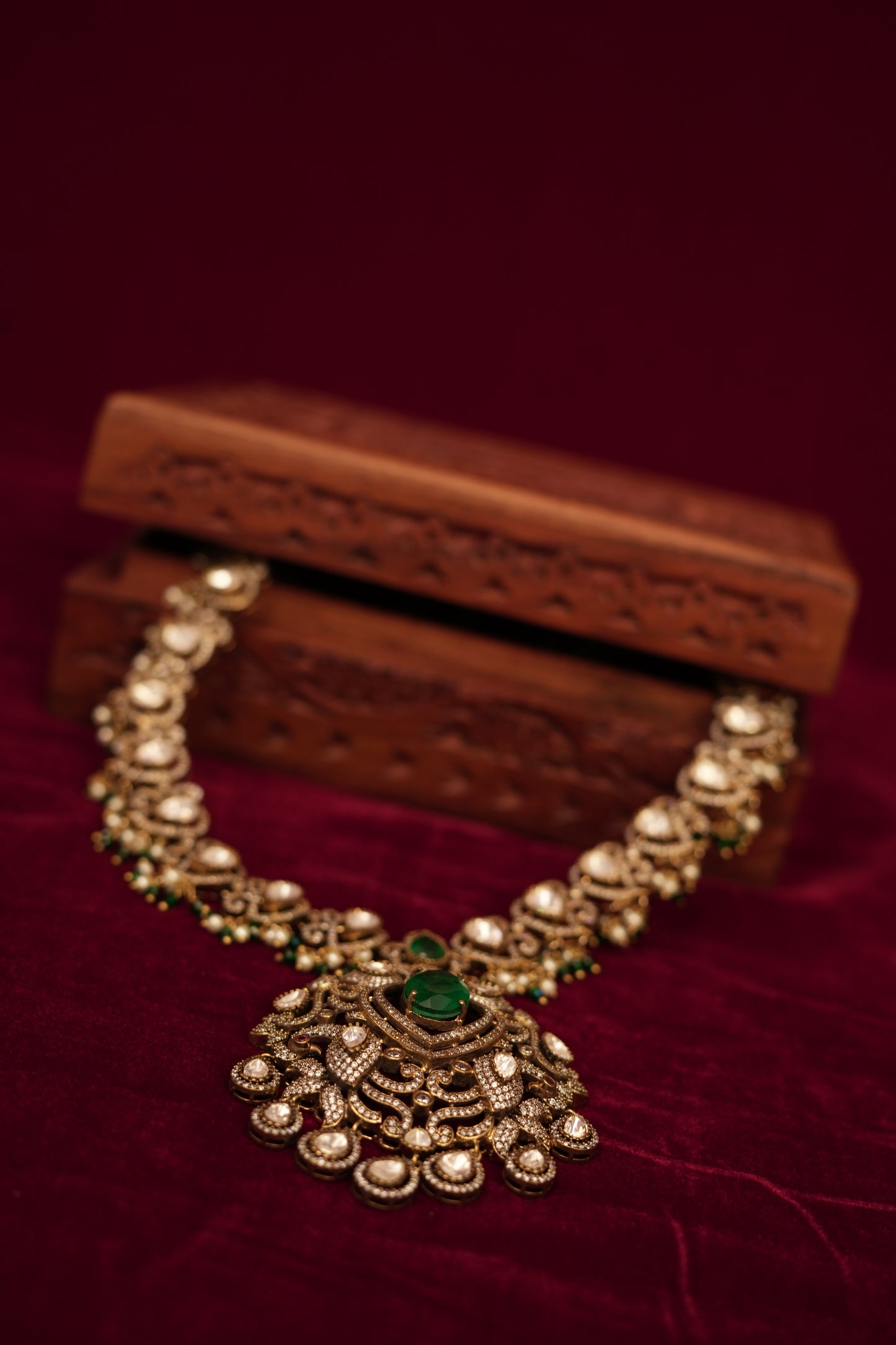 Victorian Style Diamond and Emerald Necklace: