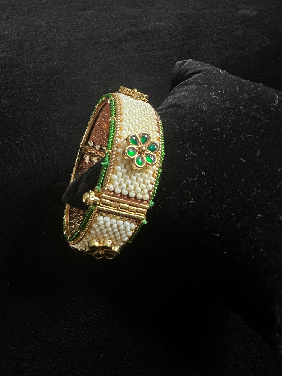 The Royal Pearl Kada