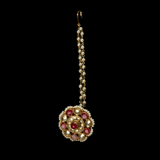 Ruby Floral Bor Maangtikka