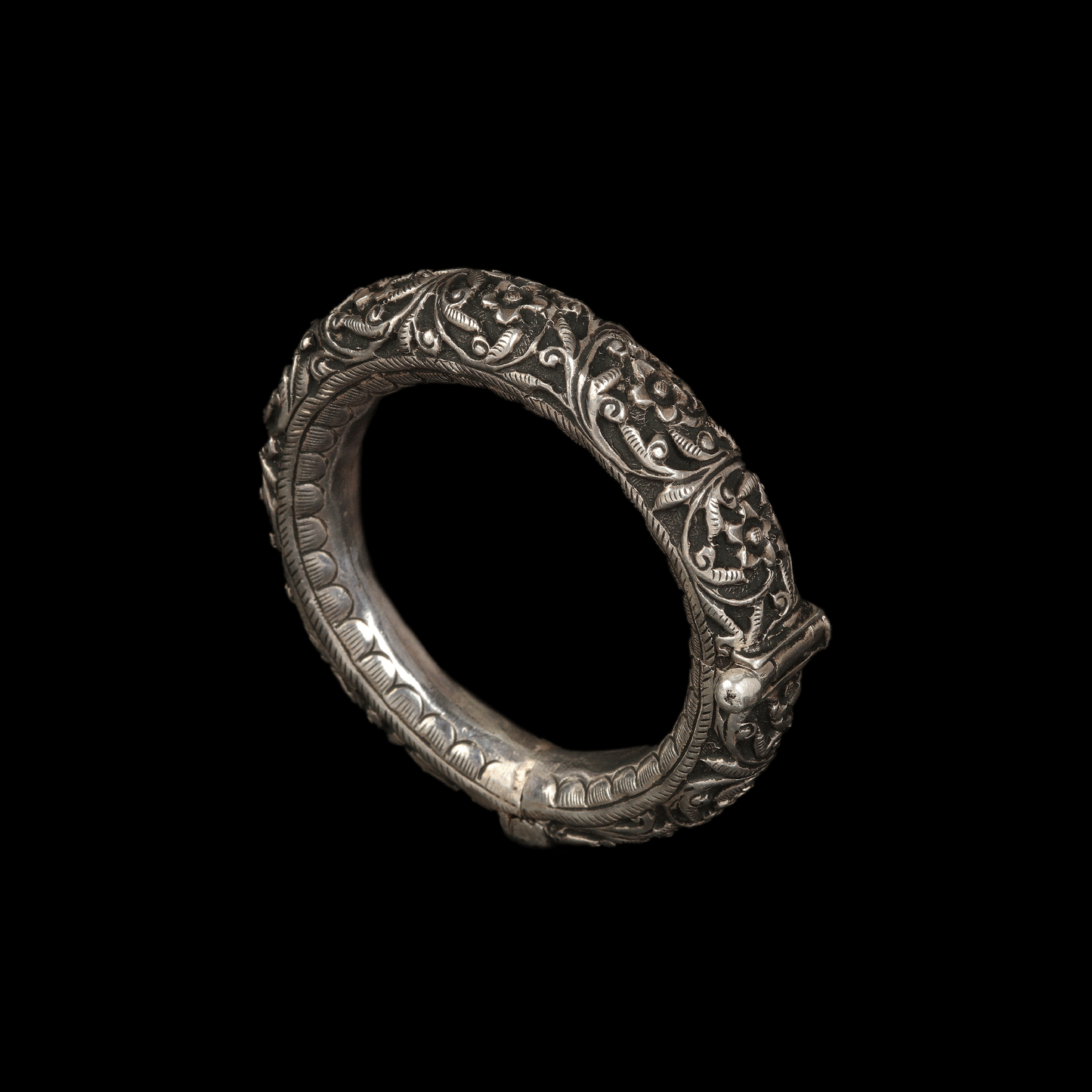 Oxidize Silver  Kada