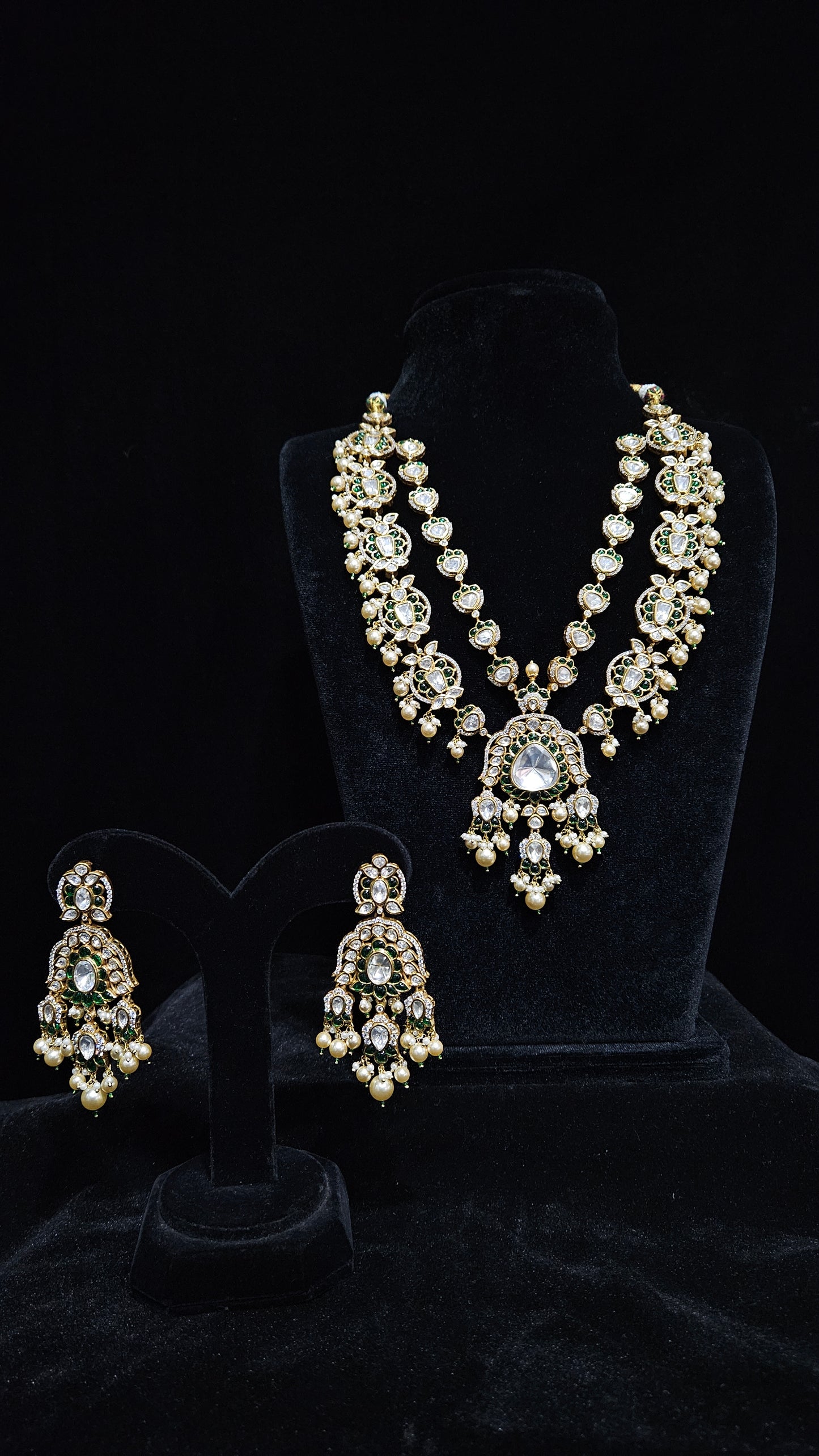 Elegant silver set