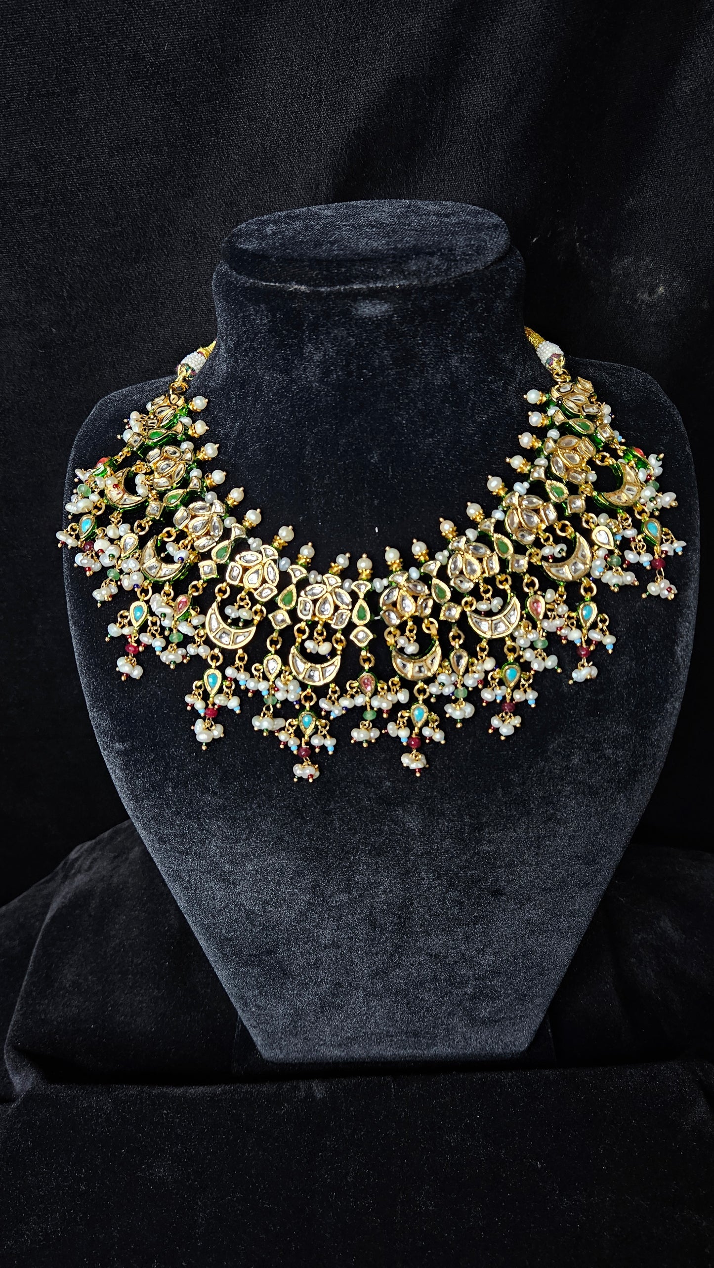 Elegance Emerald Kundan  Set