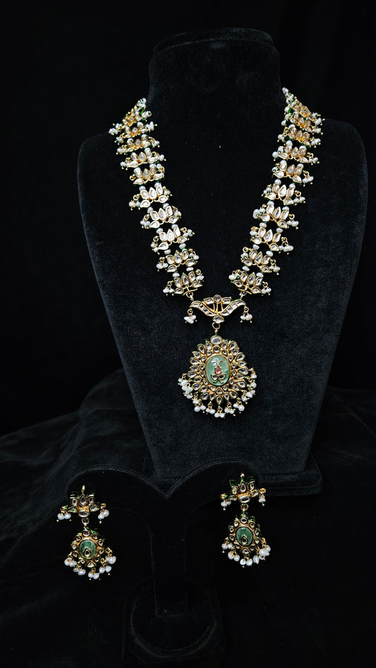 Stunning Emerald Kundan Long Set