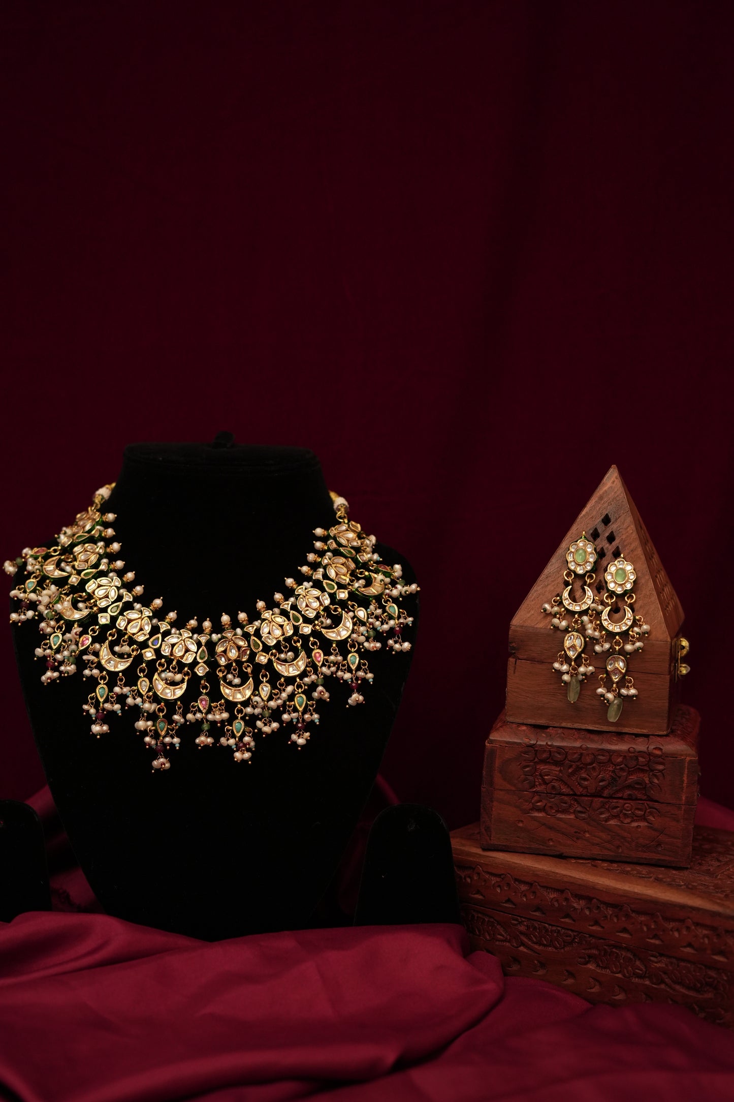 Heritage Chandpolki Set.