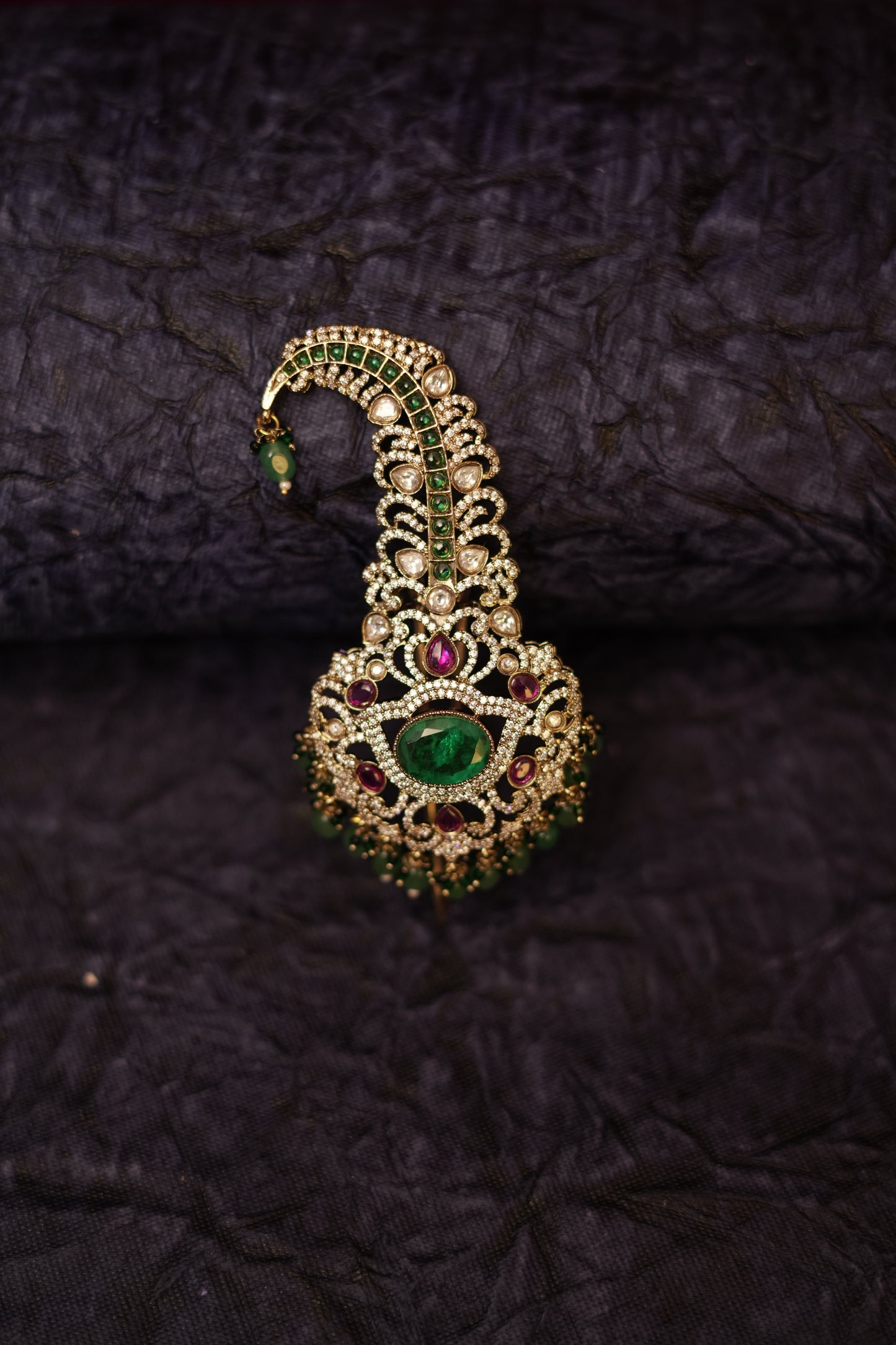 Emerald and Diamond Studded Kalgi.