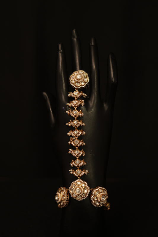 The royal Kundan Hathphool.