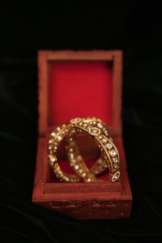 A traditional Indian Kundan Polki Kada.