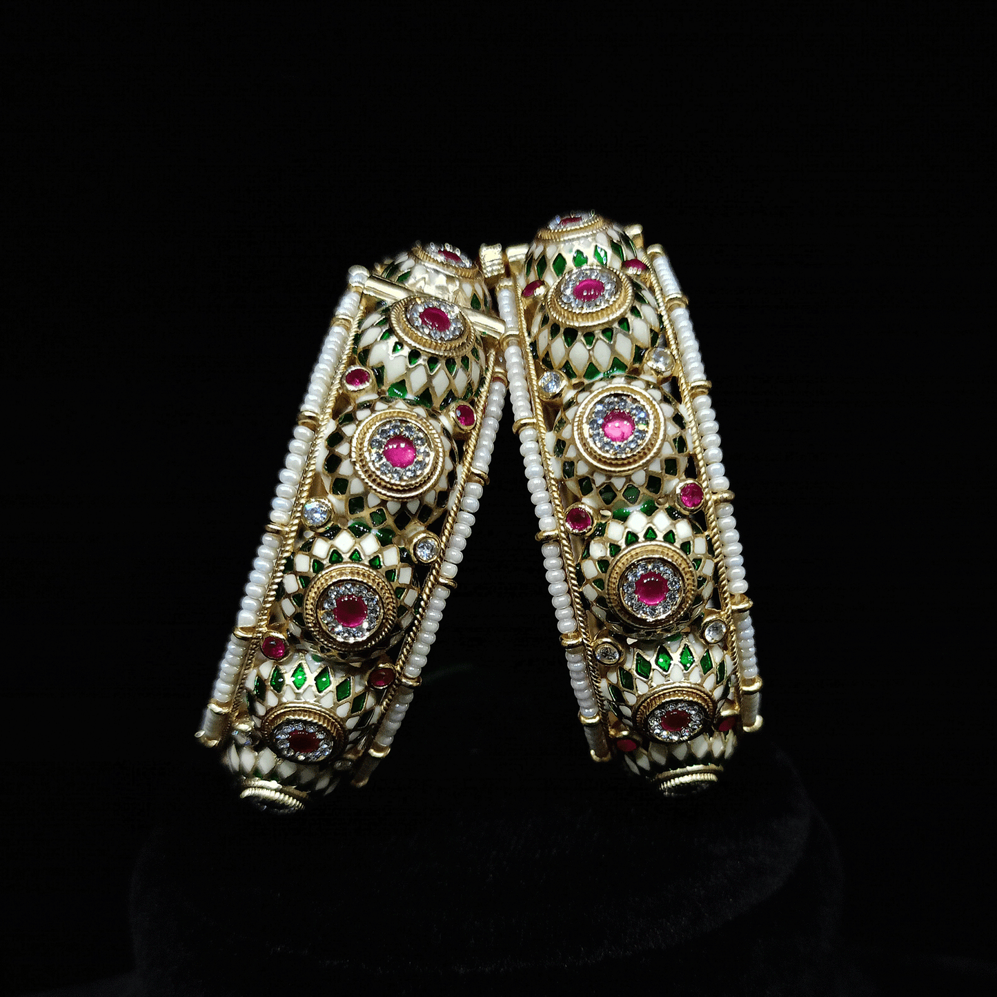 The stunning bridal bangals