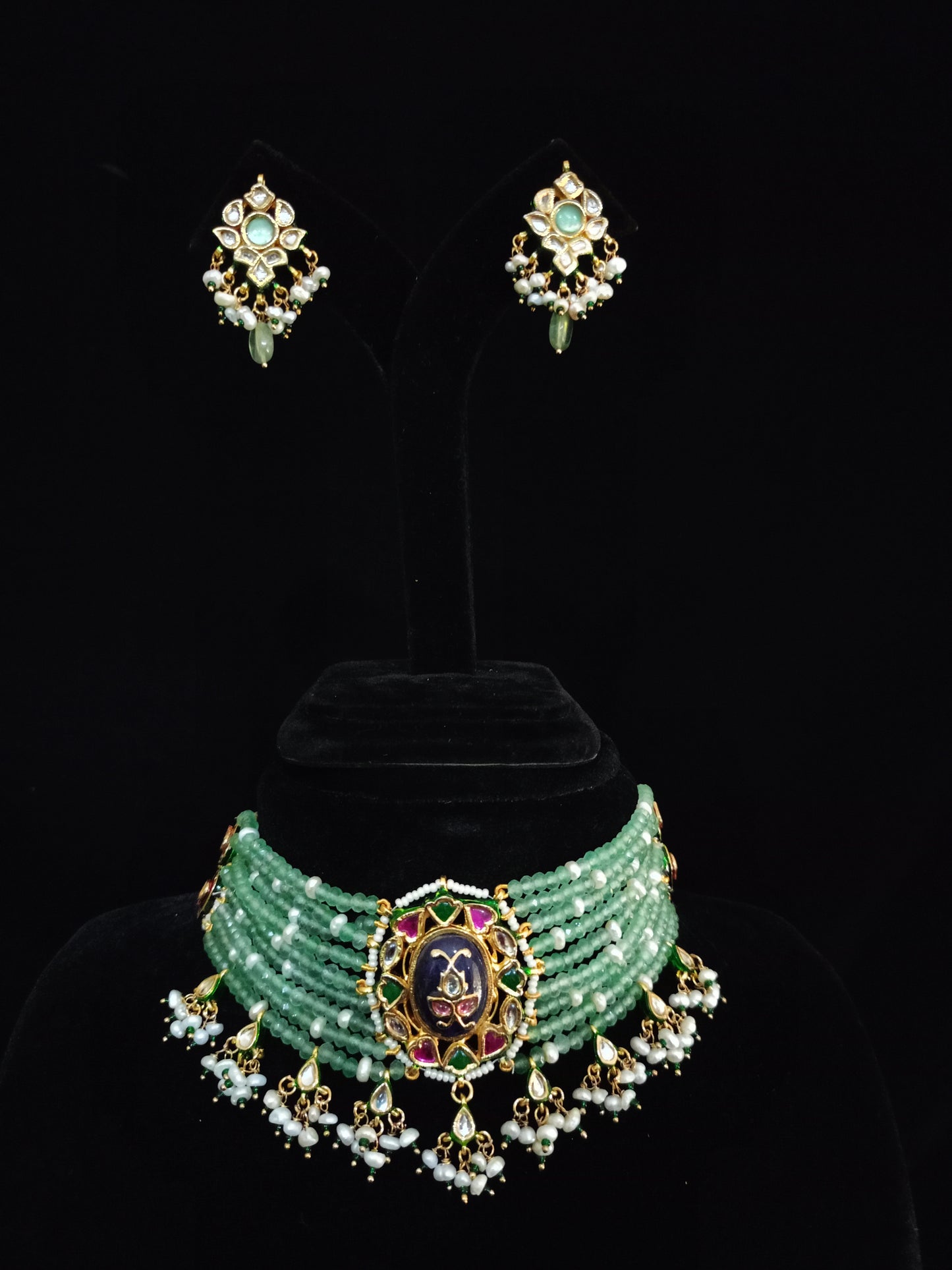 Choker Emerald Kundan Meenakari Set