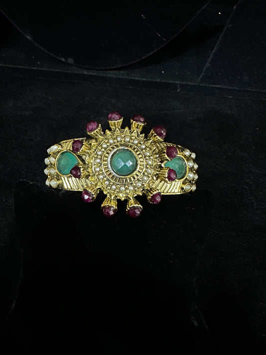Elegand designer bracelet