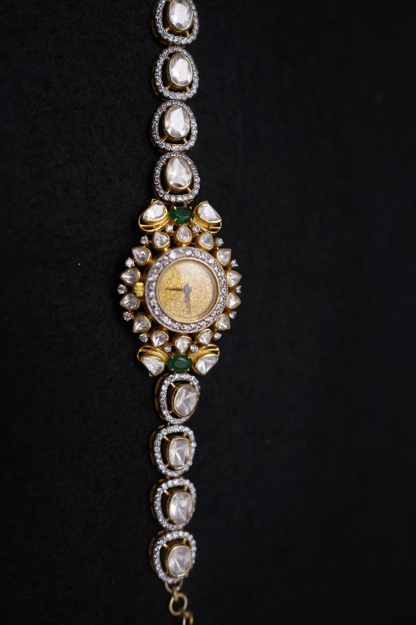 Emerald Kundan Heritage Watch.