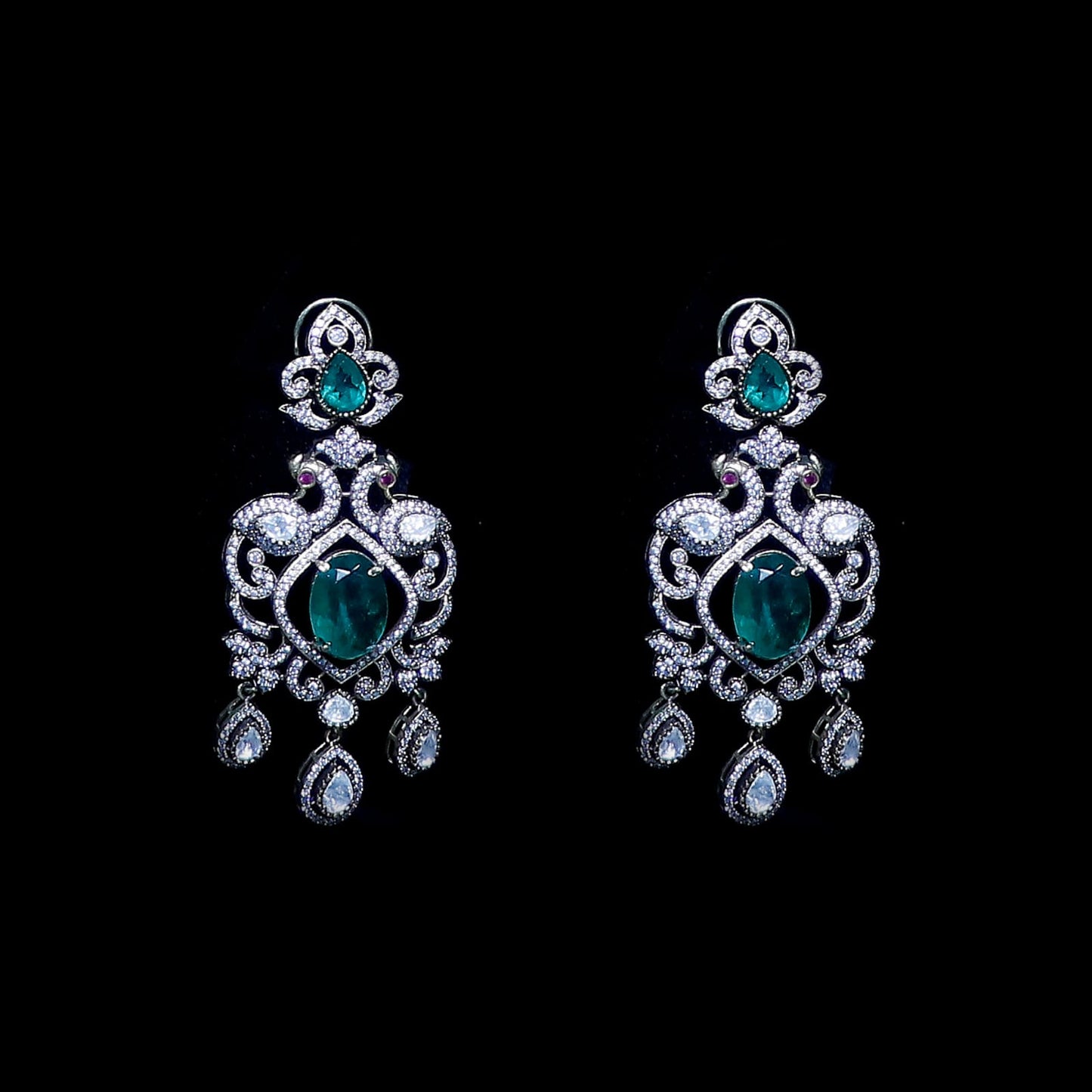 Victorian Style Diamond and Emerald Necklace: